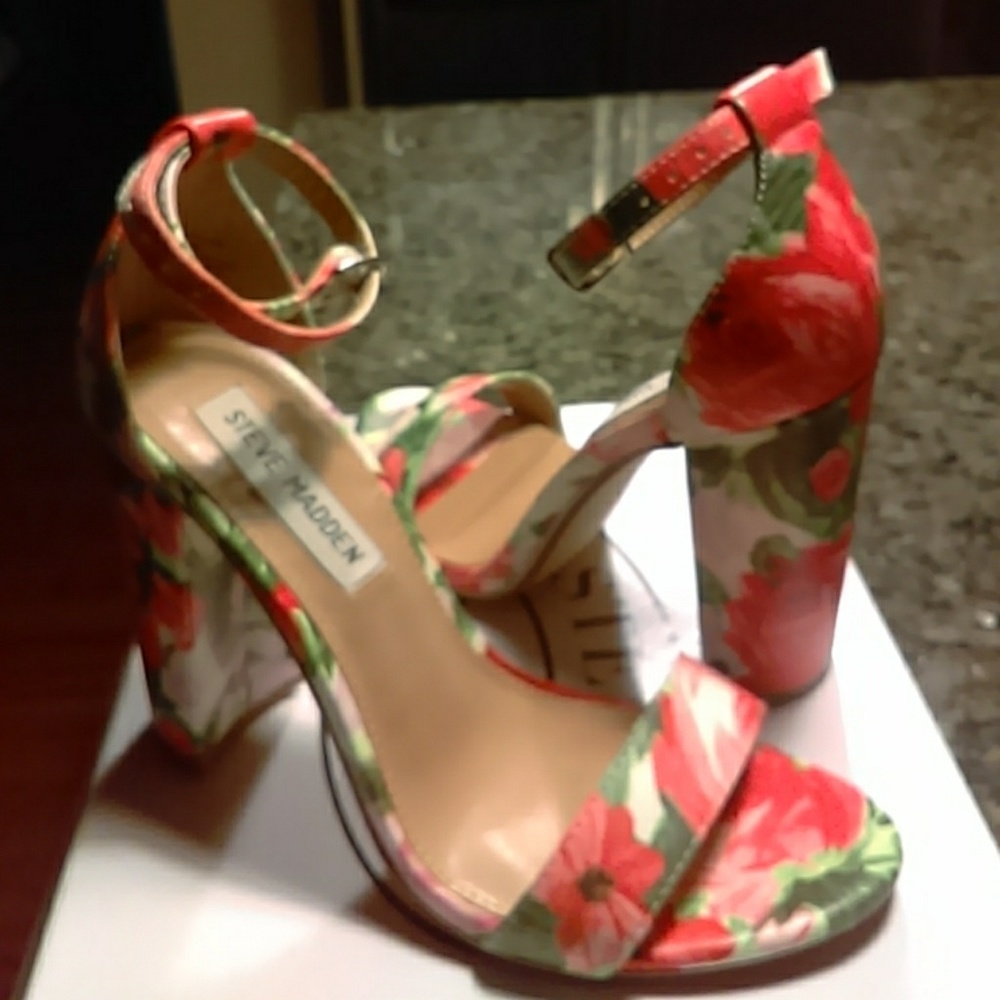 Shoe